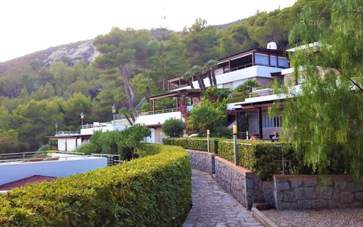 Appartamento 3 vani 74m² in vendita all’Isola d’Elba – Località Colle di Palombaia (Marina di Campo)