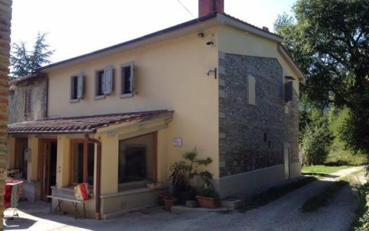 Casa Colonica 128 m² in vendita a Dicomano – frazione San Detole – Immersa nel verde