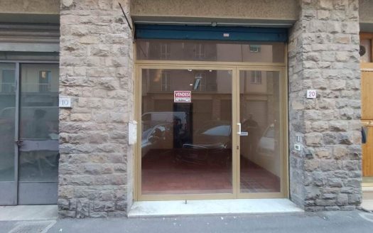 Locale commerciale 2 vani 28m² in vendita a Firenze Novoli – Pressi Tramvia