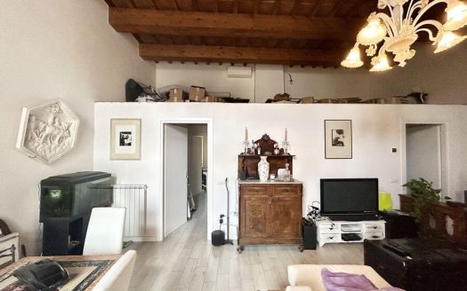 Appartamento 6 vani 135m² in vendita a Firenze – Borgo Brozzi – Finemente ristrutturato
